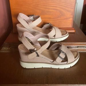 Hokus Pokus Pyler Sandals - 6.5